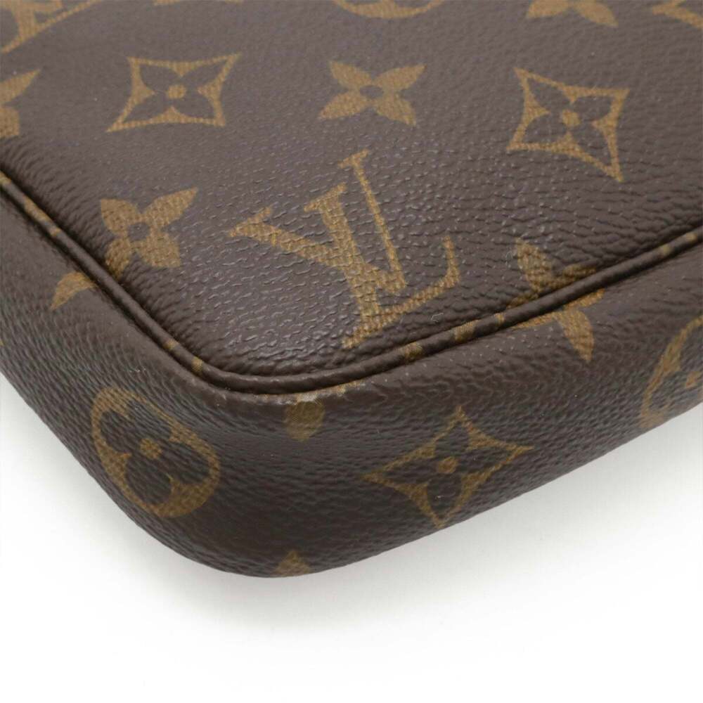 LOUIS VUITTON Brown Monogram Pochette Shoulder Bag - Picture 4 of 10